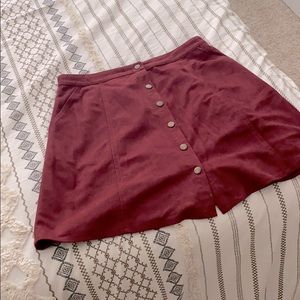 Highwaisted Garnet Colored Button Skirt